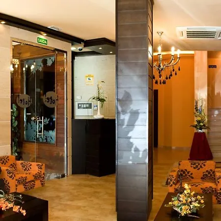 Отель - Restaurante Asador Tio Manolo 2*