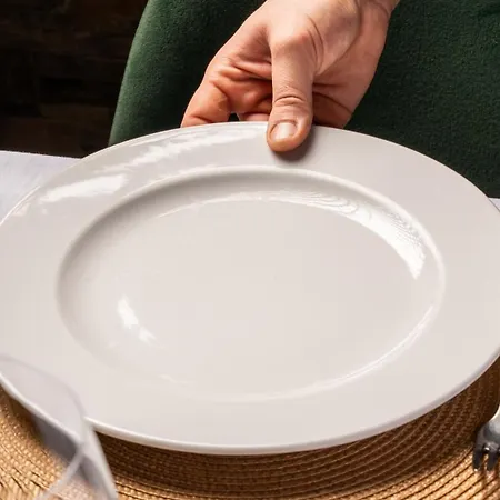 - Restaurante Asador Tio Manolo Отель Нойя