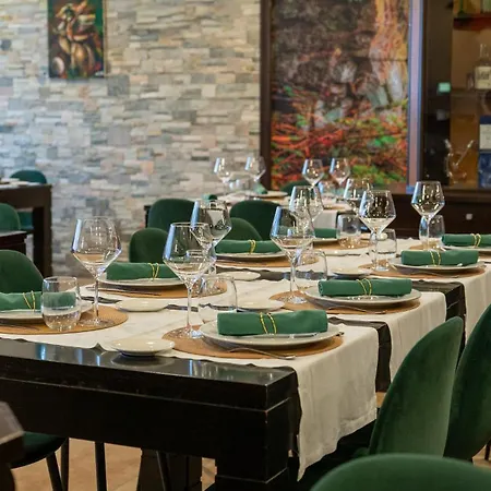 Отель - Restaurante Asador Tio Manolo